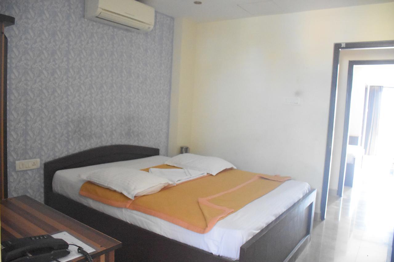 Hotel Star Msr Residency Perambalur Esterno foto